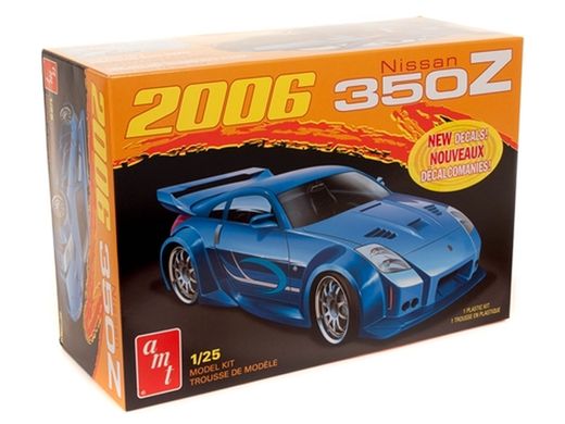 Збірна модель 1/25 автомобіль 2006 Nissan 350Z Car AMT 01220