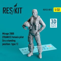 Масштабная модель 1/32 фигура французская пилот-женщина в положении стоя - тип 1 Mirage 2000 Reskit RSF32-0012
