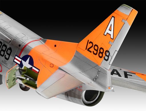 Збірна модель 1/48 літак Model Set F-86D Dog Sabre Revell 63832