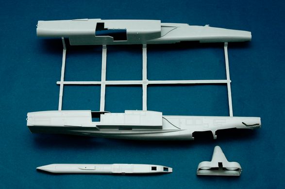 Сборная модель 1/48 самолет North American RA-5C Vigilante Trumpeter 02809