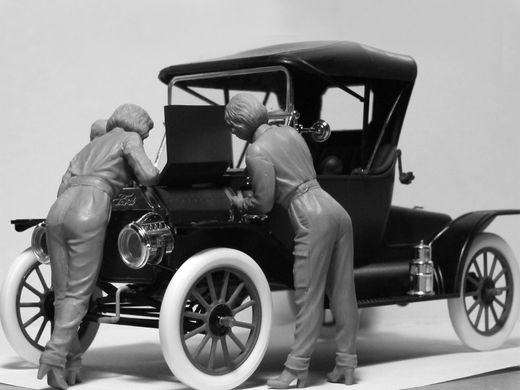 Фігури 1/24 Американські автомеханіки (1910-ті рр.) (3 фігури) ICM 24009