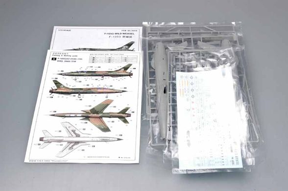 Сборная модель 1/72 сверхзвуковой истребитель-бомбардировщик F-105G "Гром" Trumpeter 01618