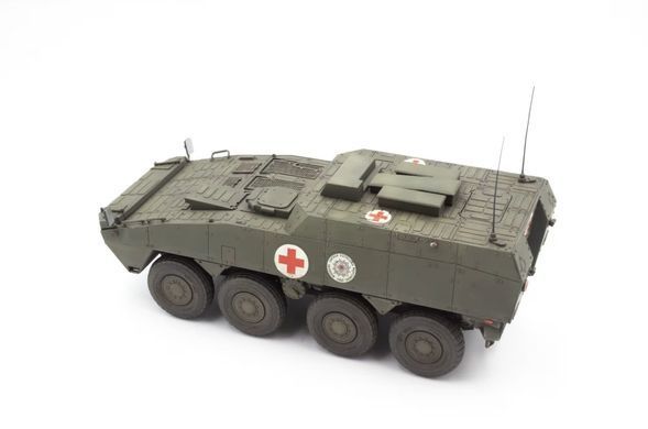 Сборная модель 1:72 бронетранспортер KTO Rosomak Medevac IBG 72141