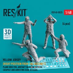 1/48 scale model yellow jerseys (right of the plane) aircraft director Reskit RSF48-0025