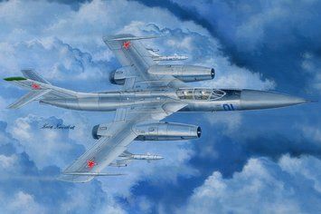 Сборная модель 1:48 Бомбардировщик Yak-28P Firebar Hobby Boss 81767