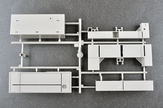 Збірна модель 1/35 тактичний пожежний автомобіль M1142 Trumpeter 01067