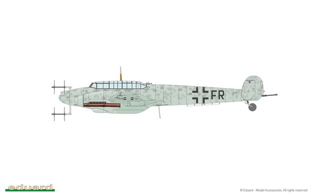 Assembled model 1/72 aircraft Bf 110G-4 Weekend Edition Eduard 7465