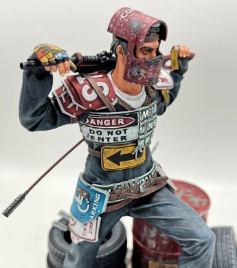Survivor Statuette with Rust in Road Sign Armor (24 cm) 1102093