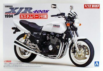 Збірна модель 1/12 мотоцикл Yamaha XJR 400S w/Custom Parts Aoshima 05326