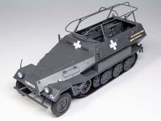Збірна модель 1/35 Sd.Kfz.251/6 Ausf.A, Німецький командирський бронетранспортер 2 Світової війни ICM 35102