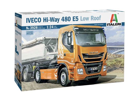 Сборная модель 1/24грузовой автомобиль Iveco HI-WAY 480 E5 Low Roof Italeri 3928