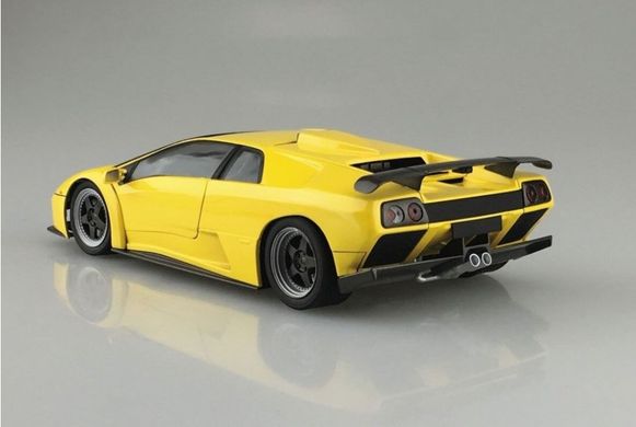 Збірна модель 1/24 автомобіль Lamborghini Diablo GT Aoshima 05899