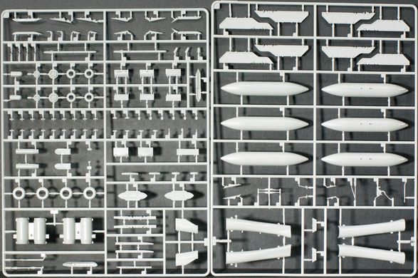 Збірна модель 1/48 літак F/A-18C Hornet US Navy, Swiss Air Force, Finnish Air Force & Top Gun Gold Kinetic 48031