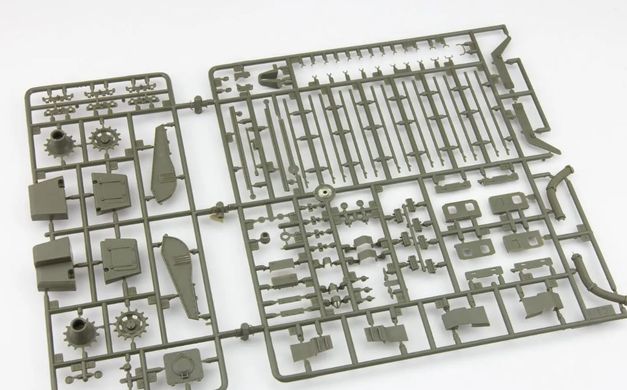 Collected model 1/35 Swedish tank Strv 103B MBT Trumpeter 00309