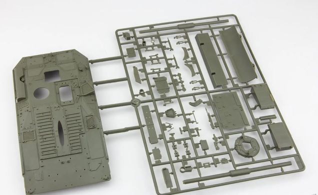 Збірна модель 1/35 шведський танк Strv 103B MBT Trumpeter 00309