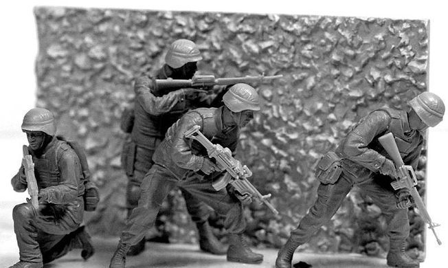 Figures 1:35 Iraq Events, Set No. 1, US Marine Corps MASTER BOX 3575