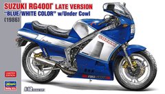 Збірна модель 1/12 мотоцикл Suzuki RG400 Late Version "Blue/White Color" w/Under Cowl (1986) Hasegaw