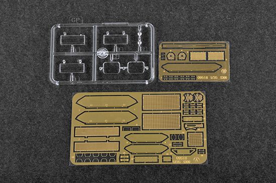 Сборная модель 1/35 ракетная установка С-300В 9А83 Trumpeter 09519