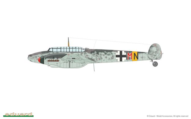 Prefab model 1/72 aircraft Bf 110G-2 Weekend edition Eduard 7468