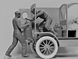 Figures 1/24 American Gasoline Trucks (1910s) (2 Figures) ICM 24018
